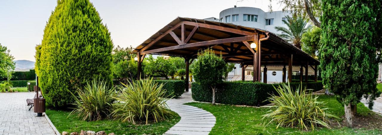 Hotel-Restaurante Jardines La Tejera Olula del Río Exterior foto